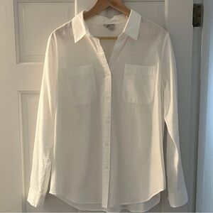 LL Bean Vacationland Seer Sucker White Button-Up Shirt
